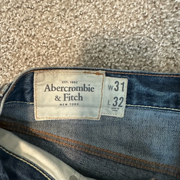 Abercrombie & Fitch Classic Blue Jeans Shorts - Picture 4 of 4